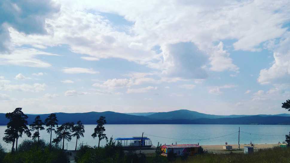 База отдыха Метеор на озере Тургояк